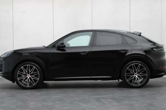 Porsche Cayenne (2026) thumbnail 2