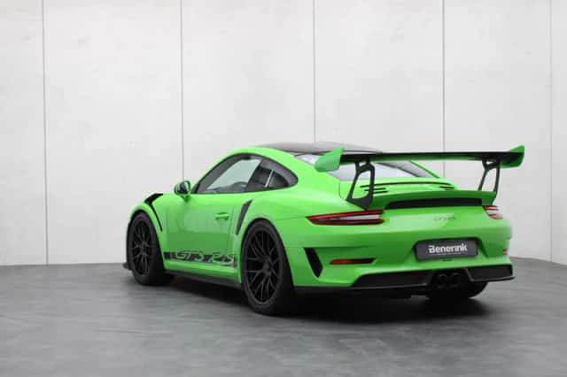 Porsche 911 (2019) thumbnail 3