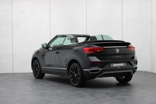 Volkswagen T-Roc (2020) thumbnail 3