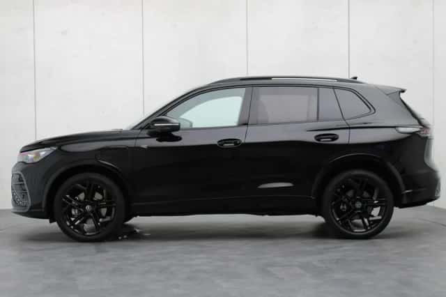 Volkswagen Tiguan (2026) thumbnail 2