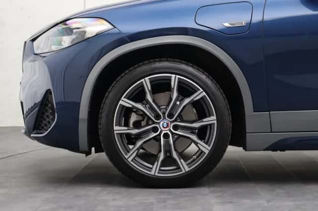 BMW X2 (2022) thumbnail 6