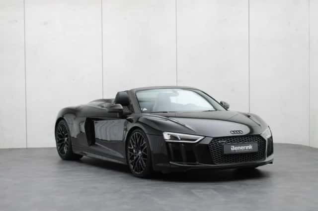 Audi R8 (2017) thumbnail 5