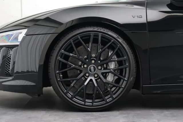 Audi R8 (2017) thumbnail 6