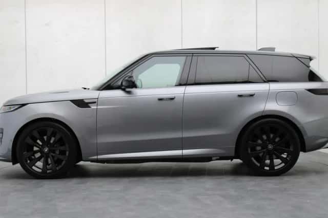 Land Rover Range Rover Sport (2025) thumbnail 2