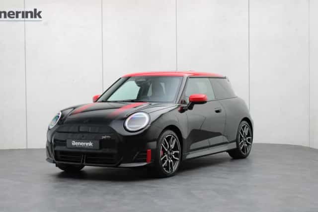 MINI John Cooper Works (2025) thumbnail 1