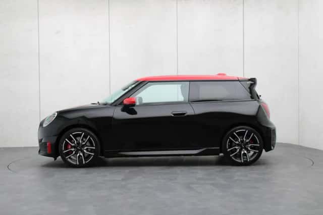 MINI John Cooper Works (2025) thumbnail 2