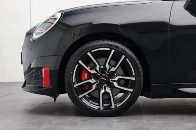 MINI John Cooper Works (2025) thumbnail 6