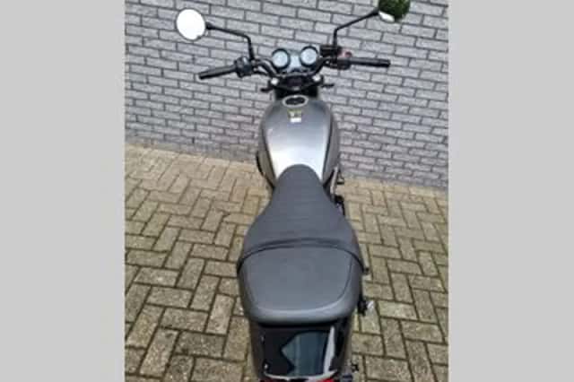 Kawasaki Z650RS (2022) thumbnail 4
