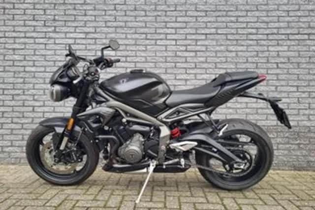 TRIUMPH STREET (2022) thumbnail 3