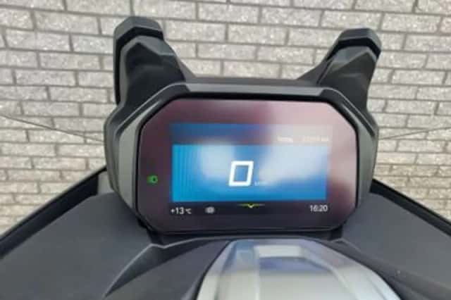 BMW C (2022) thumbnail 5