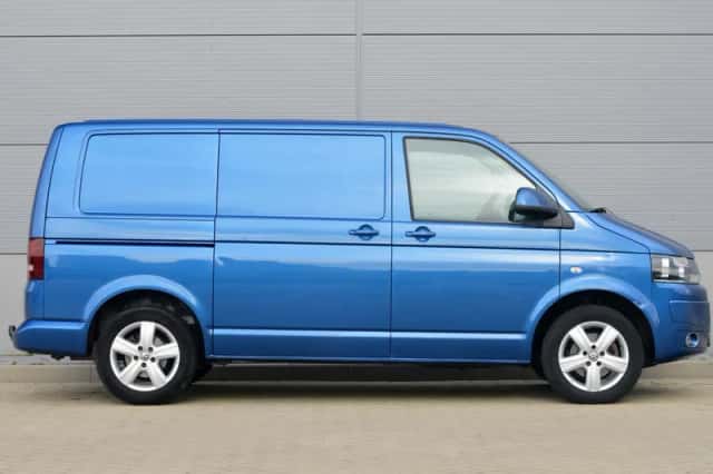 Volkswagen Transporter (2012) thumbnail 5