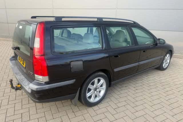 Volvo V70 (2002) thumbnail 5
