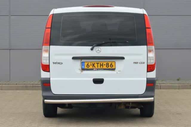 Mercedes-Benz Vito (2013) thumbnail 3