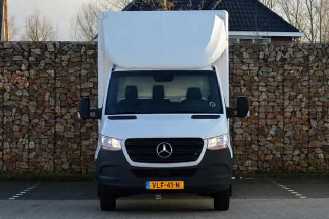 Mercedes-Benz Sprinter (2021) thumbnail 6
