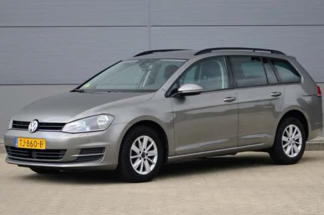 Volkswagen Golf (2014) thumbnail 1