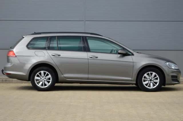 Volkswagen Golf (2014) thumbnail 5