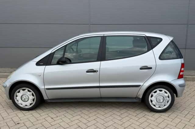 Mercedes-Benz A-Klasse (2002) thumbnail 2