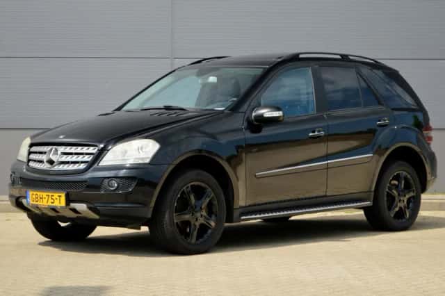 Mercedes-Benz M-Klasse (2008) thumbnail 1