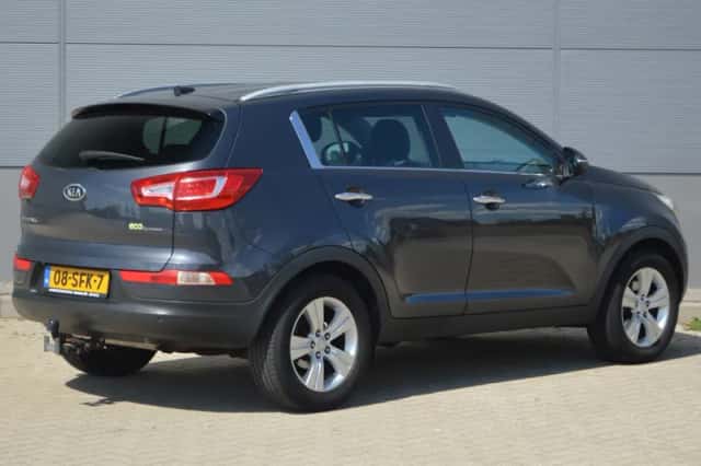 Kia Sportage (2011) thumbnail 5