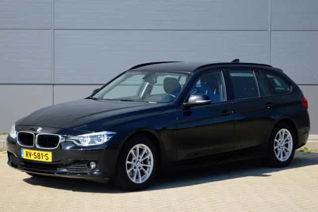 BMW 3-Serie (2018) thumbnail 1