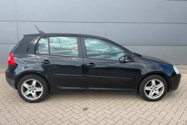 Volkswagen Golf (2008) thumbnail 4