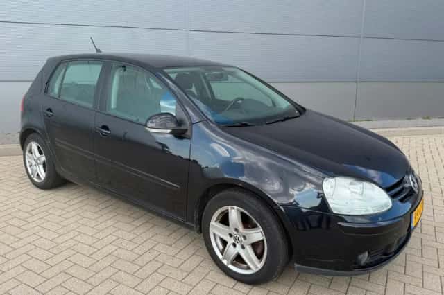 Volkswagen Golf (2008) thumbnail 5