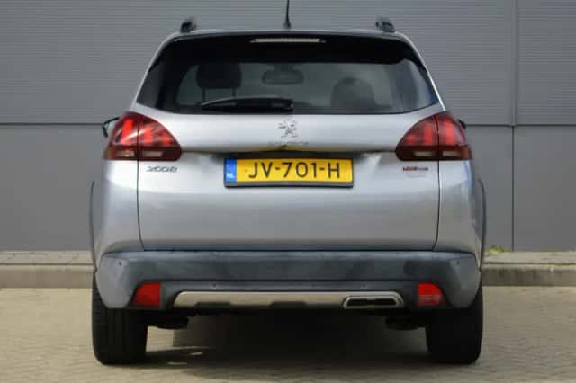 Peugeot 2008 (2016) thumbnail 4