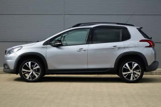 Peugeot 2008 (2016) thumbnail 5