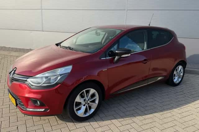 Renault Clio (2016) thumbnail 1