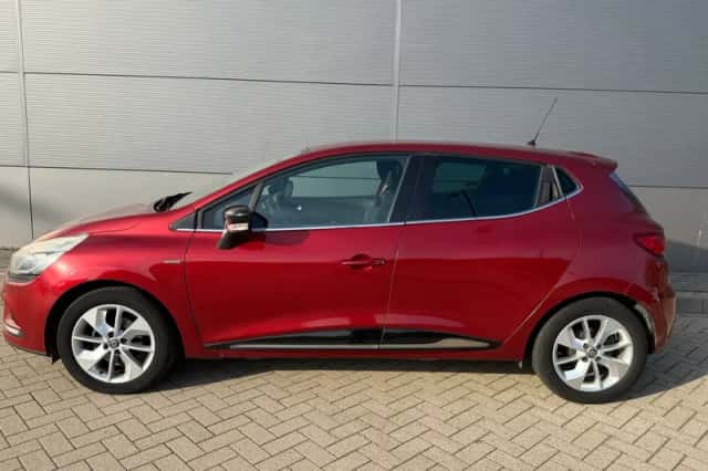 Renault Clio (2016) thumbnail 4