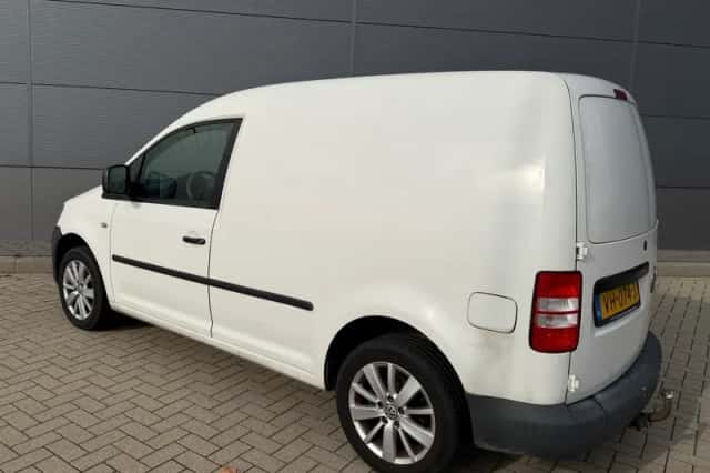 Volkswagen Caddy (2014) thumbnail 4
