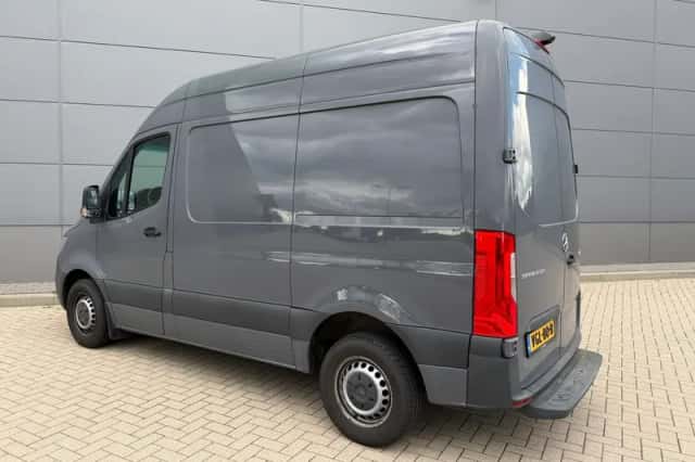 Mercedes-Benz Sprinter (2020) thumbnail 3