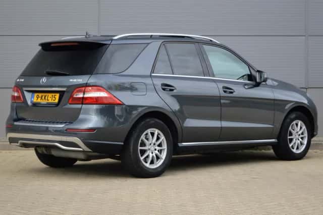 Mercedes-Benz M-Klasse (2012) thumbnail 4