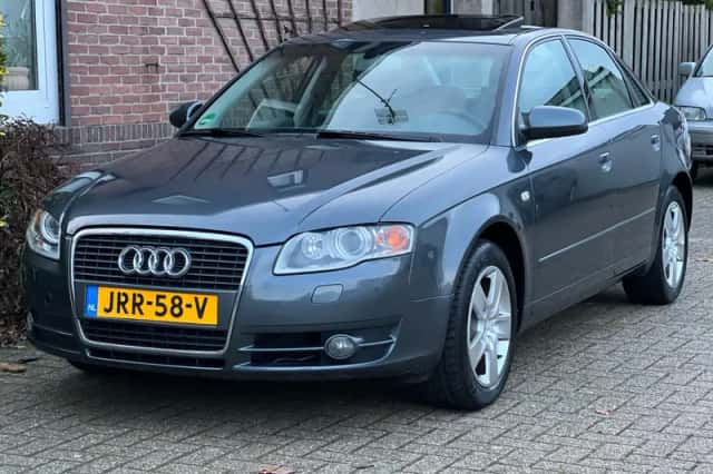 Audi A4 (2005) thumbnail 1