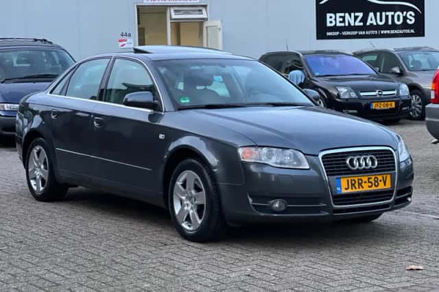 Audi A4 (2005) thumbnail 6