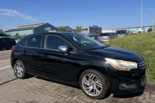 Citroën C4 (2013) thumbnail 1