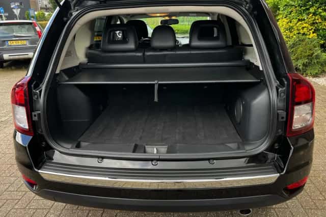 Jeep Compass (2016) thumbnail 5