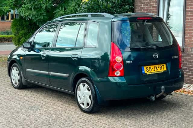 Mazda Premacy (2002) thumbnail 5