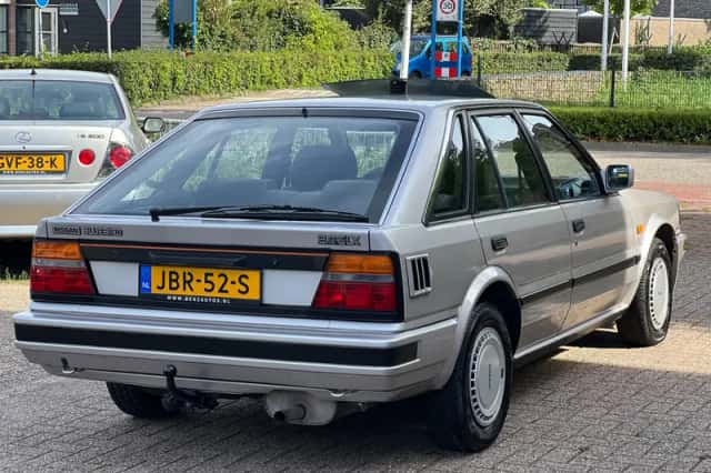 Nissan Bluebird (1987) thumbnail 6