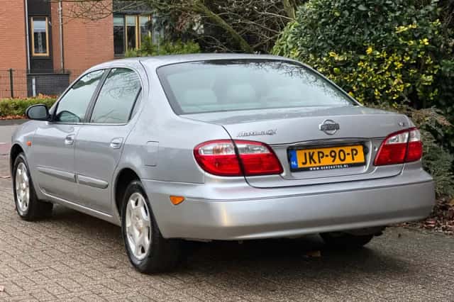 Nissan Maxima QX (2004) thumbnail 6