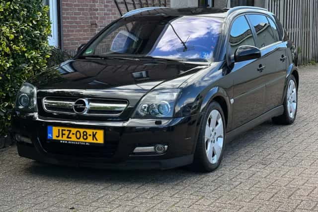 Opel SIGNUM (2004) thumbnail 1
