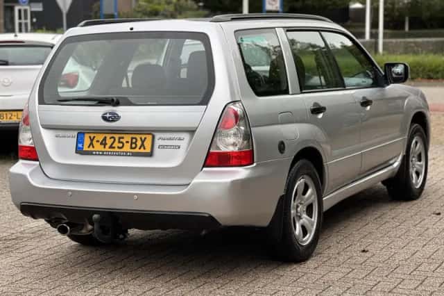 Subaru Forester (2007) thumbnail 6