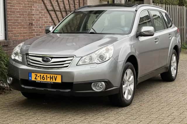 Subaru Outback (2009) thumbnail 1