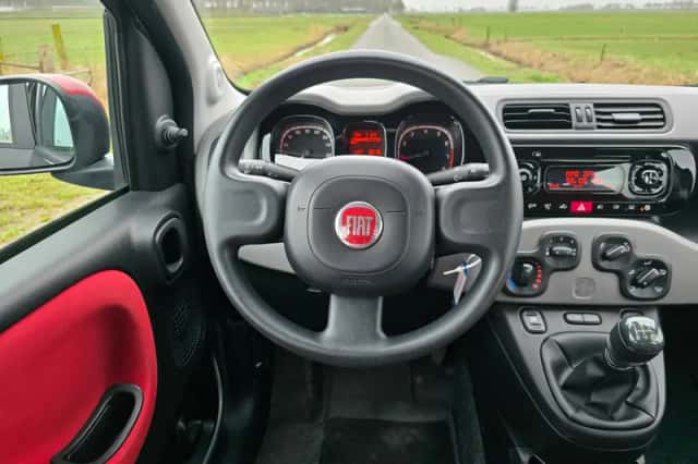 Fiat Panda (2012) thumbnail 3