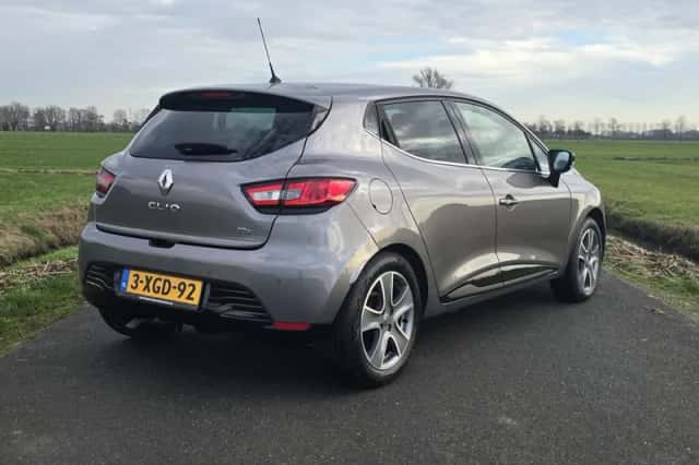 Renault Clio (2014) thumbnail 2