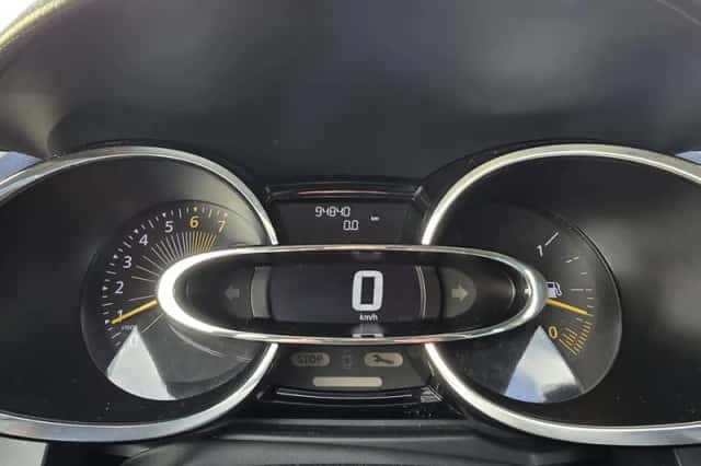 Renault Clio (2014) thumbnail 6