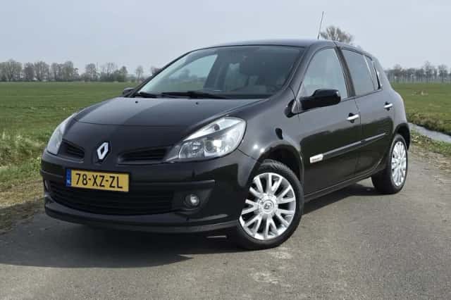 Renault Clio (2007) thumbnail 1
