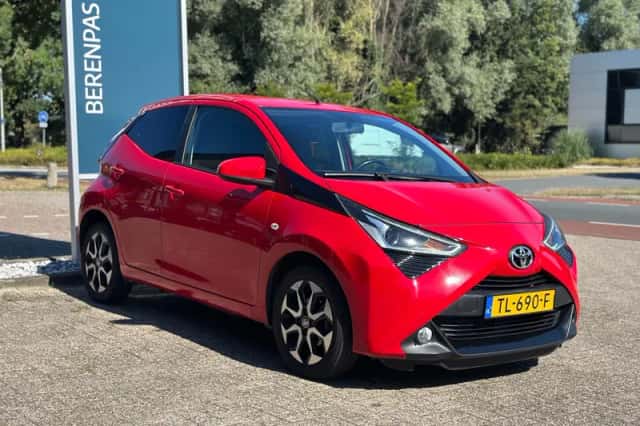Toyota Aygo (2018) thumbnail 6