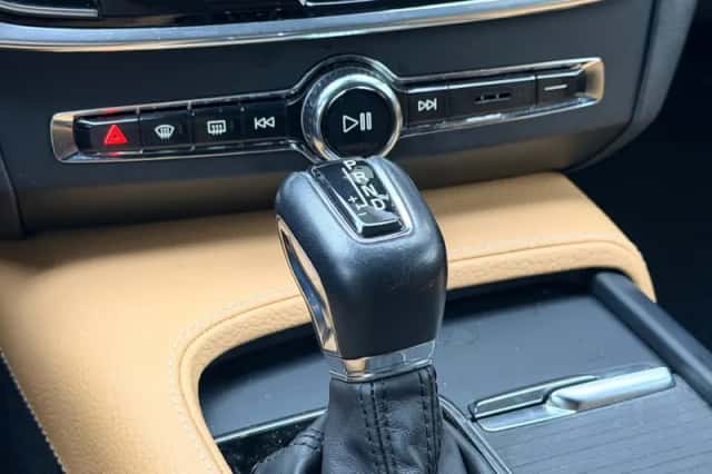 Volvo V90 (2018) thumbnail 13