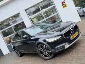 Volvo V90 (2018) thumbnail 16